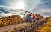 RENAULT TRUCKS T - SCOTLAND - EM&T RAPSON