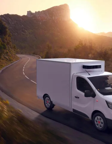 Renault Trucks Trafic on the road